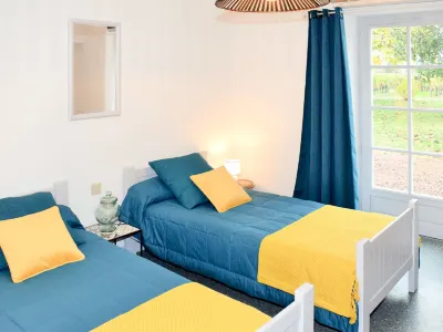 Les Mailloches Hotels in 