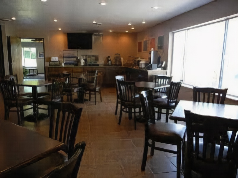 Boarders Inn & Suites by Cobblestone Hotels - Munising