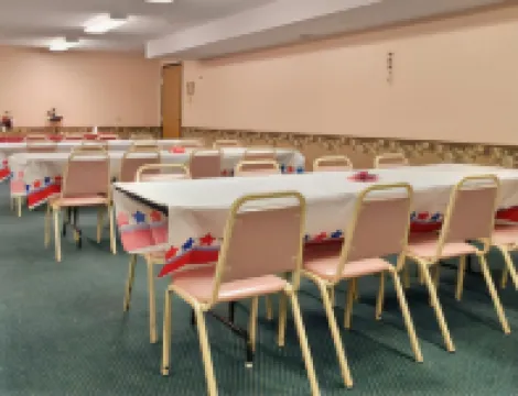 米爾班克速8飯店 奧頓維爾住宿飯店