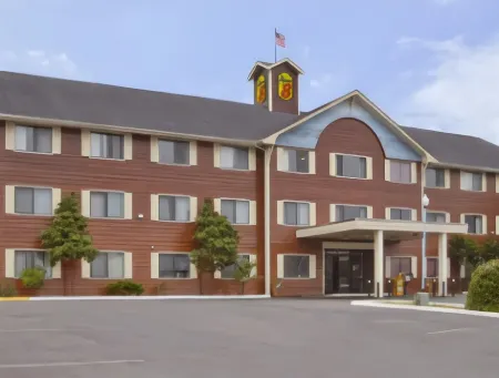 Best Western Long Beach Inn Отели рядом с достопримечательностью «Columbia Pacific Heritage Museum»