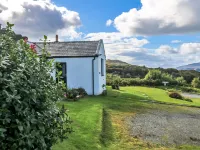 Fiskavaig Hotels near Neist Point Lighthouse