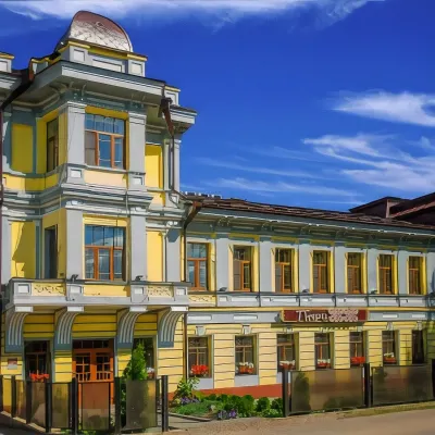Selivanov Hotel Hotels near Princess Frog Museum