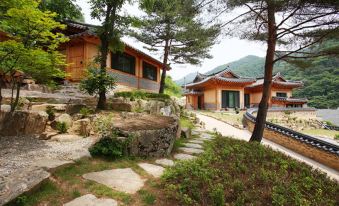 Pyeongchang Gdhanok Pension