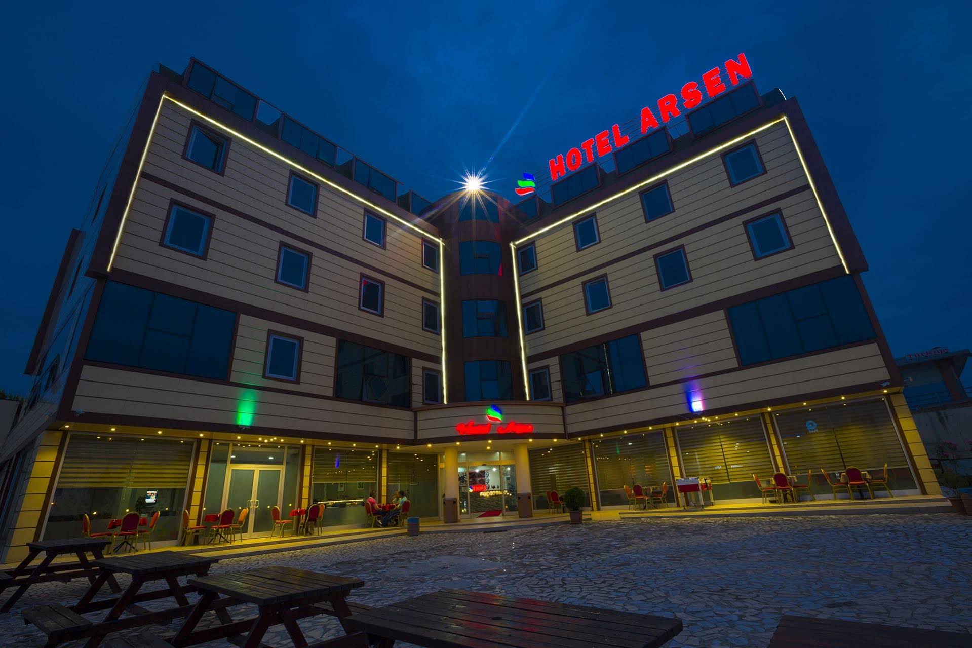 Arsen Hotel