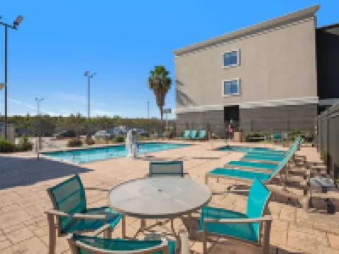 La Quinta Inn & Suites by Wyndham Pasadena North Hoteles en Pasadena