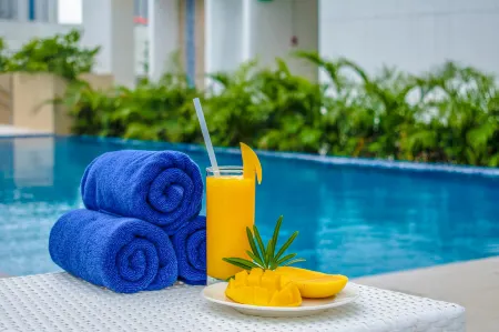Park Inn by Radisson North EDSA Отели рядом с достопримечательностью «AUG Student Services Manila»
