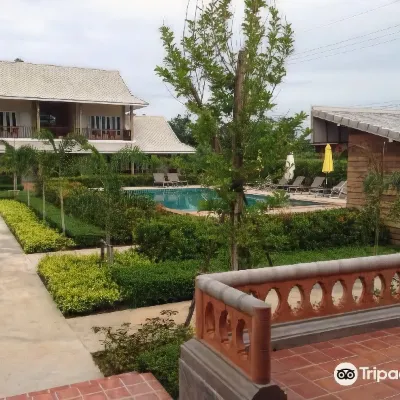 Scent of Sukhothai Resort Hotels near Wat Si Sawai