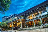 Oak Ray Ella Gap Hotel