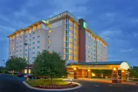 Embassy Suites by Hilton Charleston Airport Hotel & Convention Center