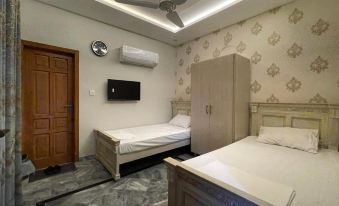 Midways Guest House and Hotels