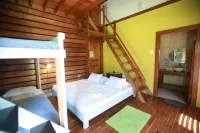 Camp Soteria Resort:Pacific Ocean on your doorstep
