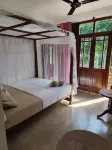 Amlou surf house