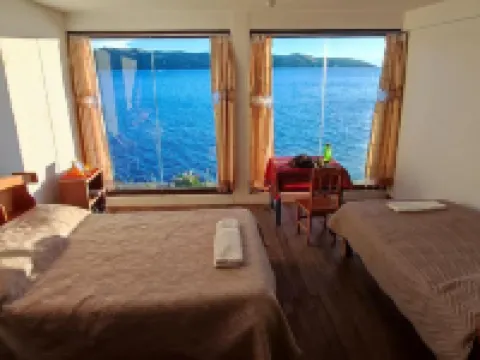 Luna del Titikaka Lodge Isla de la Luna Bolivia Montaña Inka マンコ・カパクのホテル