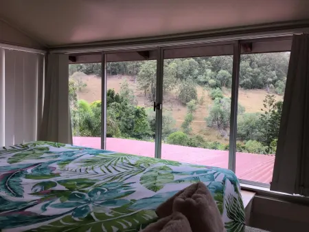 Rossmount Rural Retreat