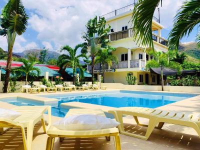 Pundaquit Luxury Resort