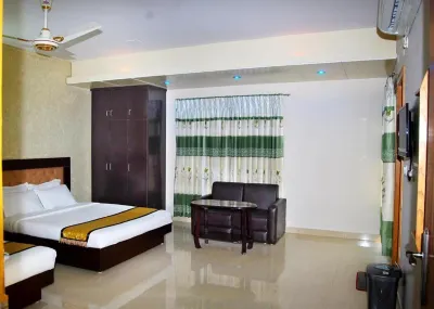 Beach Way Hotels near Elephant Show
