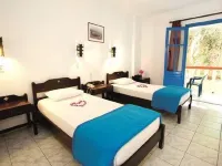 Palm Bay Hotel di Vrachasi