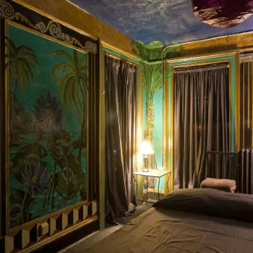 Carlton Arms Hotel Hotels near Gramercy