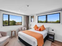 Golden Hotel Hotels near Riccarton
