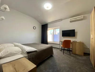 Uyut Mini-Hotel Hotels near Rozhdestvenskaya Tserkov' Na Pridache