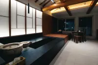 Gangneung Jeodong Hanok Pension (newly built) Các khách sạn ở Gangneung