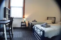 Old Swan Guest House Hotels in Knowsley