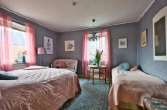 Bed and Books på Österlen Hotels in Ystad Municipality