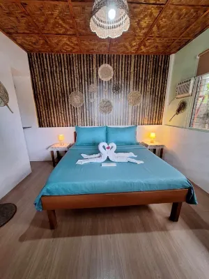 Casas de Ruumar Bed and Breakfast-Two Rooms for Family Available Hotels near Getafe Plaza