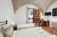 Masseria Borgo Santuri Hotels near Masseria La Chiusa