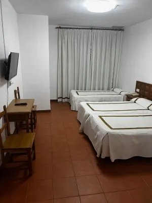 Hotel Hispanidad فنادق في Guadalupe