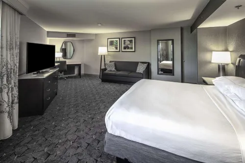 DoubleTree by Hilton Hotel Omaha Downtown