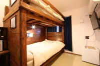 Marinx Classic Harborview Pension - parcheggio