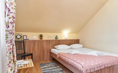 Hotel Rostovskiy Hotel dekat The Varnitsky Trinity Monastery of St. Sergius