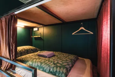 Heahtitude Hotels near Ee Feng Gu Bee Farm