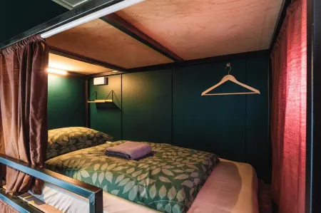 Heahtitude Отели рядом с достопримечательностью «Ee Feng Gu Bee Farm»