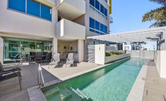 Nova Mooloolaba Beach