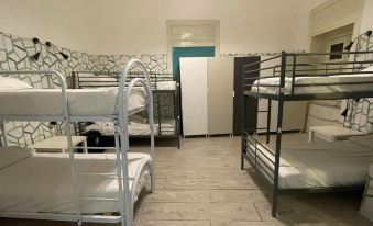 Balarm - Hostel and Bar