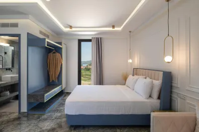 ACROPOL GOLDEN SUITES