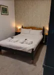 The Ladybower Inn Hotels in Hope