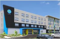 Tru by Hilton Santee - parking