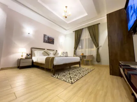 Landmark Hotel Suites Отели рядом с Аэропорт Табук