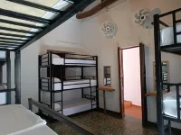 The Best Adventure Hostel Các khách sạn ở Curiti