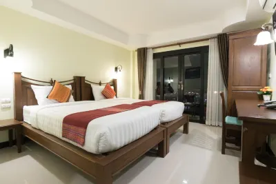 Riverside House Hotel