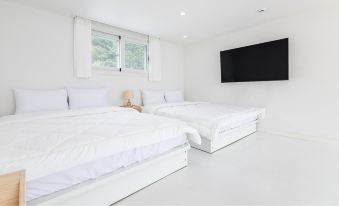 Yeosu Nukim Poolvilla