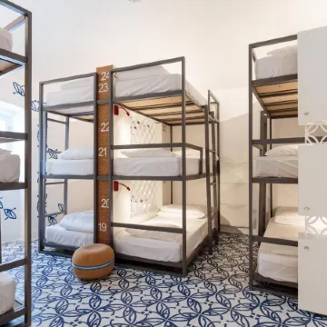 Heaven Inn Suites & Terrace