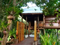 Baan Suan Kaew Kham Phaeng Hotel a Kut Sa