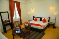 Glenloch Tea Factory Hotel