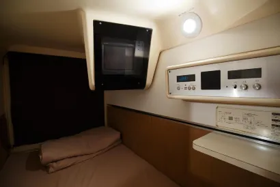 Male Only Capsule Hotel&Spa the Nell