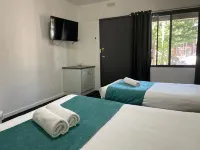 Shepparton Motor Inn Tudor House Motel Hotels in Shepparton