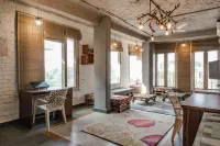 JHouse Near Bhikaji - Hostels